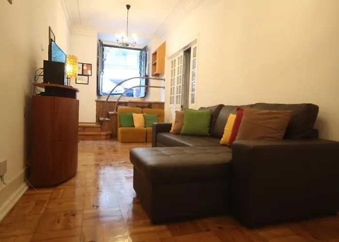 Antique M1 R1 - Amazing Double With Shared Bathroom In Marques Pombal Gæstehus